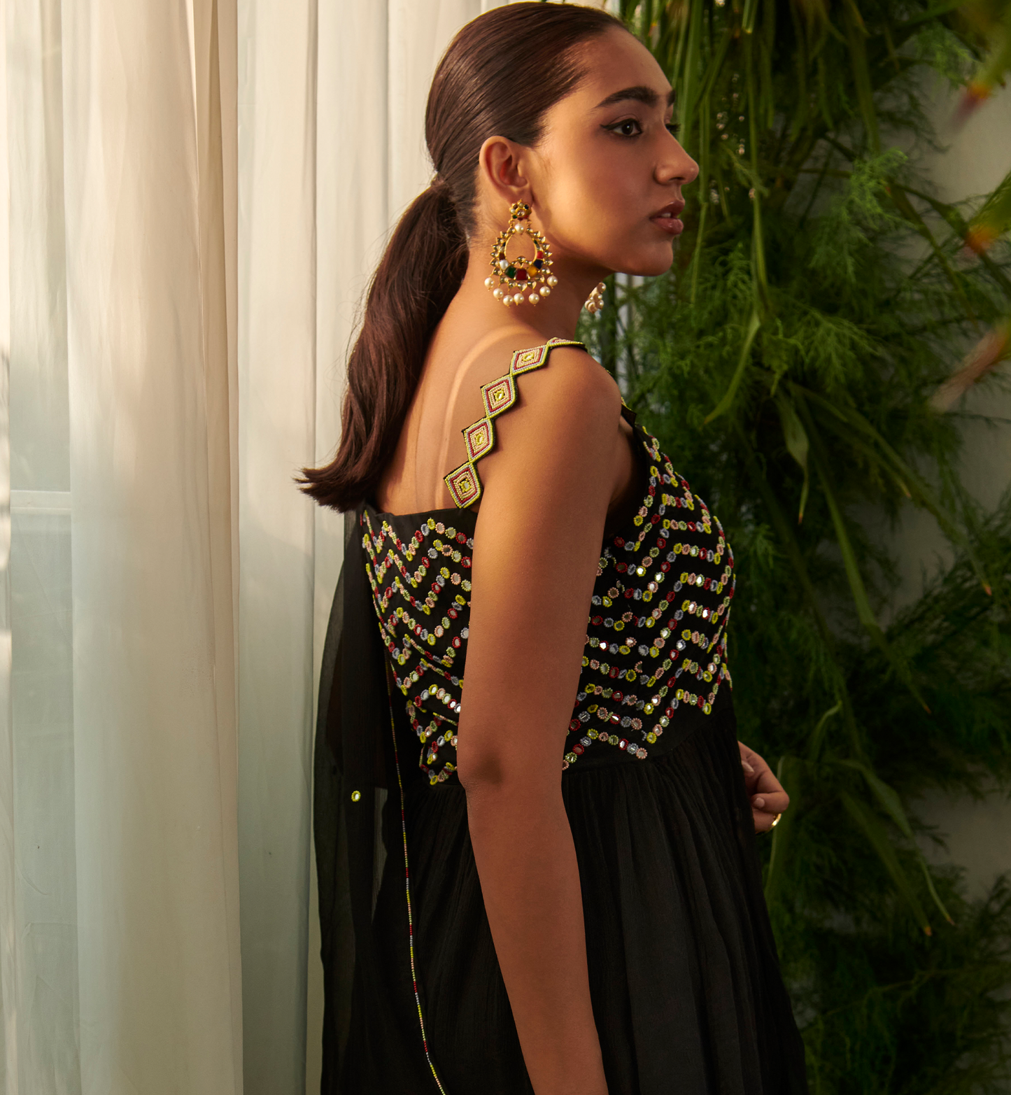 BLACK MARIGOLD GARARA SET