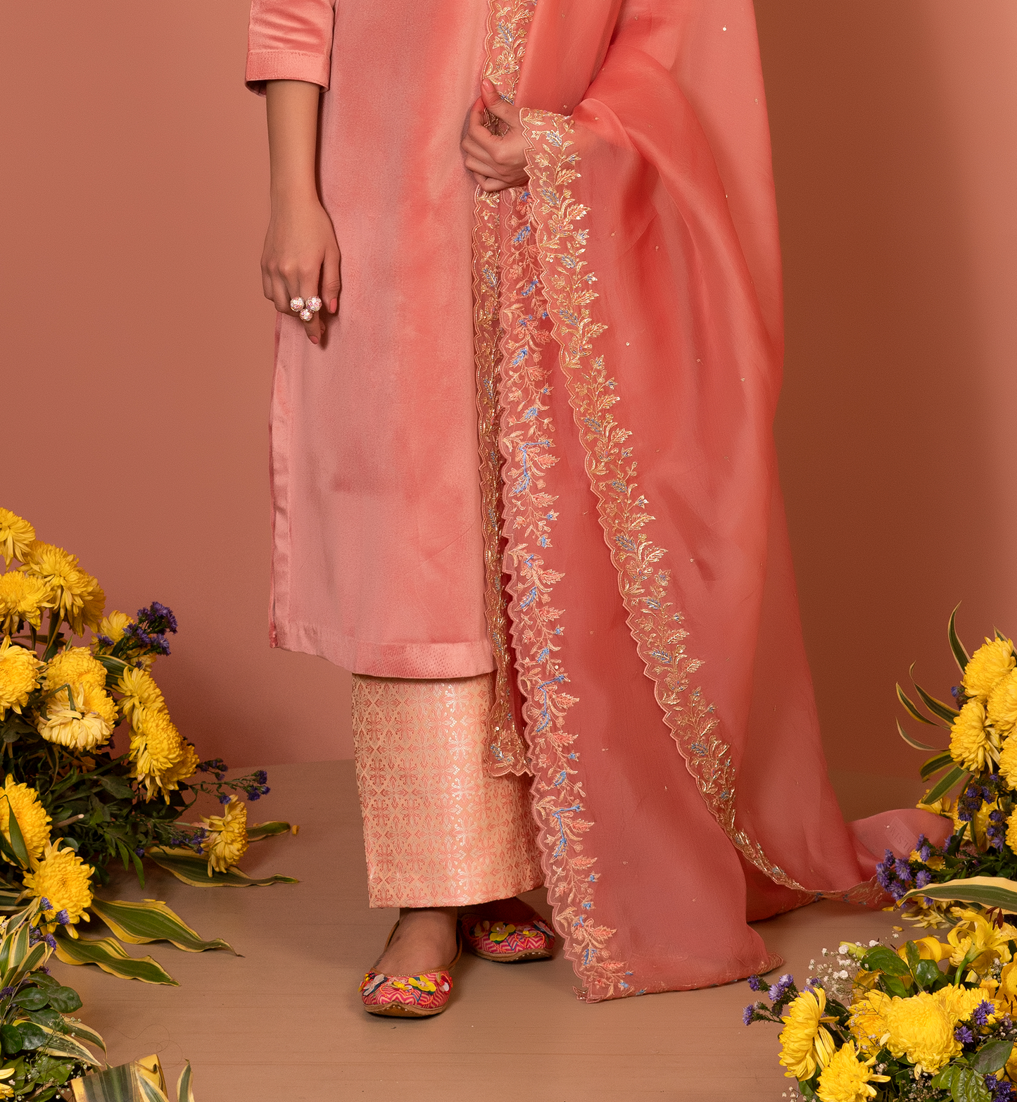 MUMAL SUIT SET