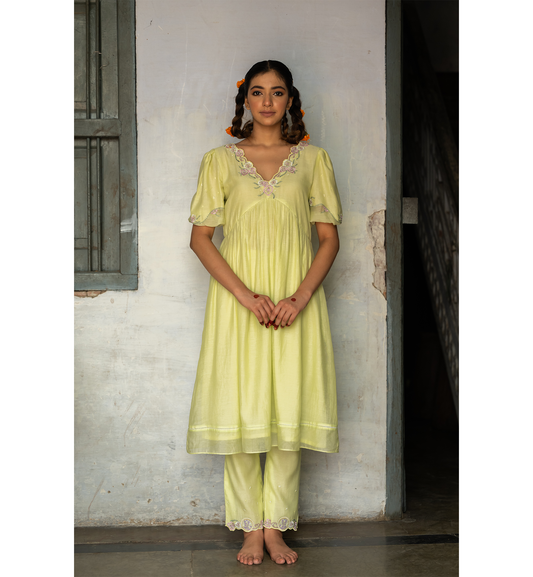 HIRAL SUIT SET