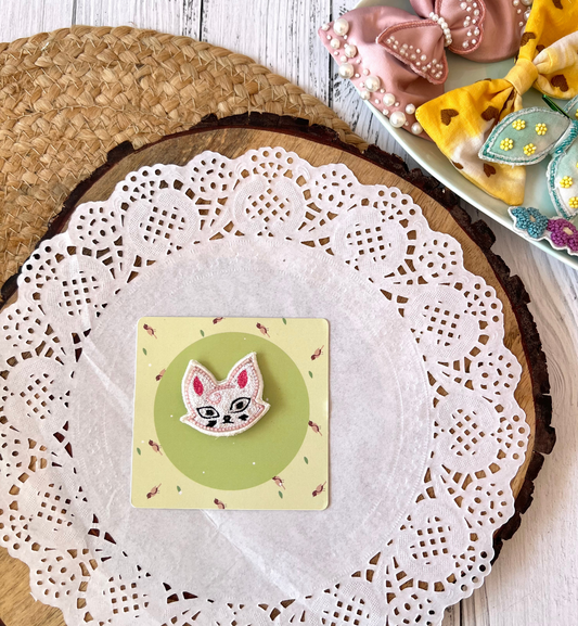 Cat Brooch