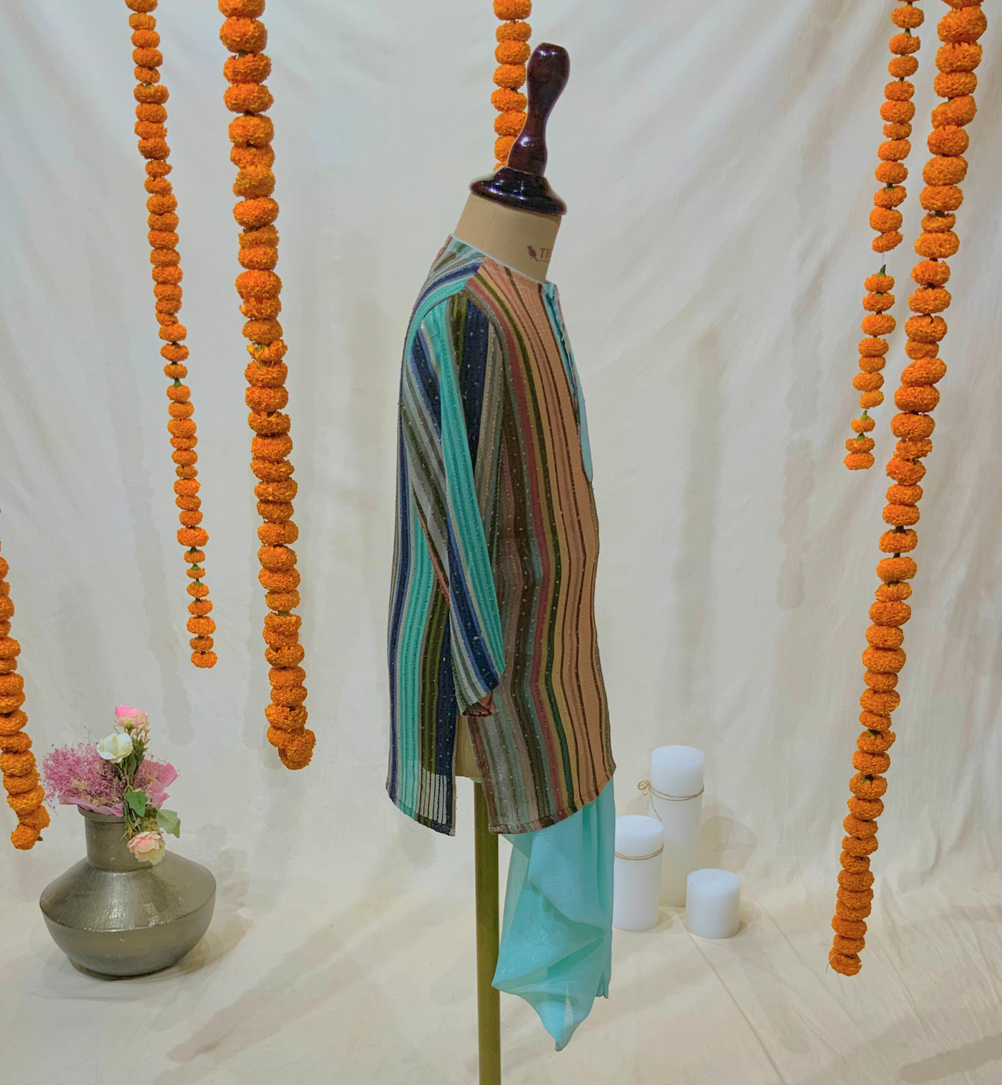 PRINTED KURTA SET WITH TEAL DHOTI