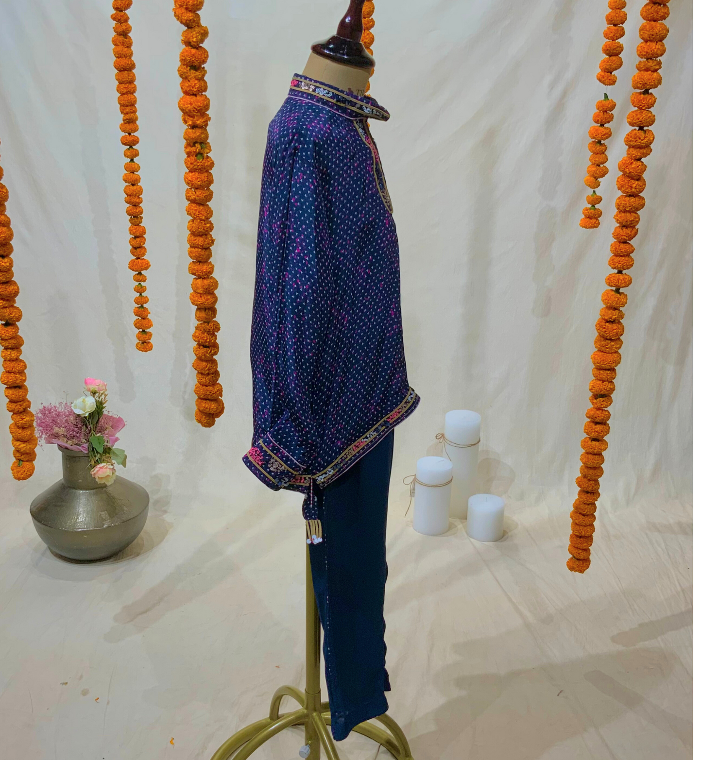 BLUE PRINTED KURTA SET WITH BIRD TASSELS