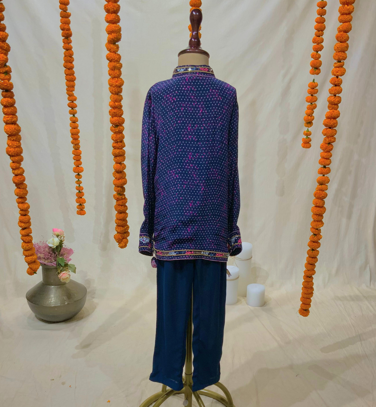 BLUE PRINTED KURTA SET WITH BIRD TASSELS