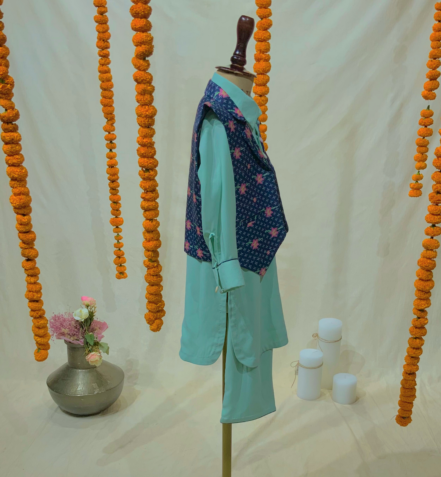 PATHANI KURTA SET WITH PRINTED WAIST COAT