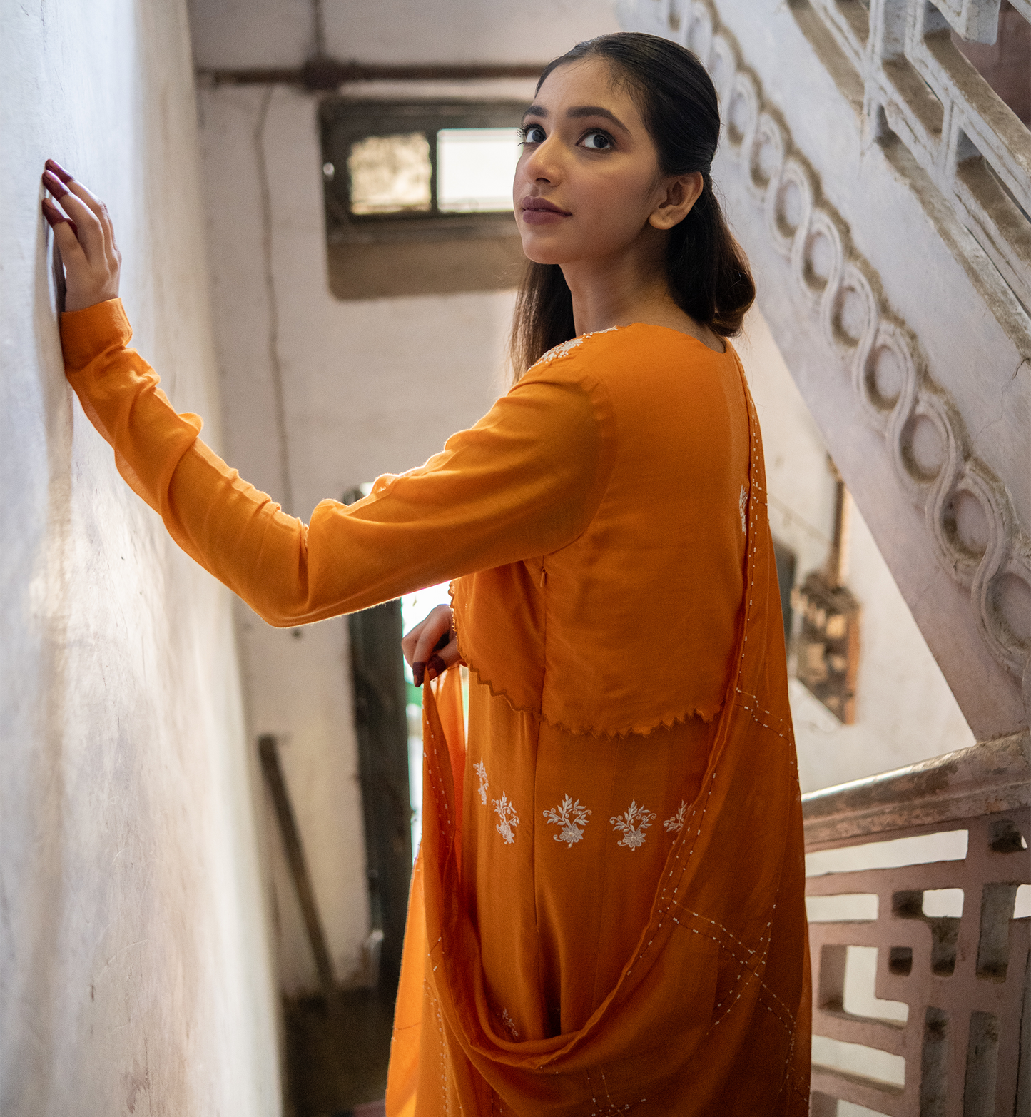 AMOLI SUIT SET