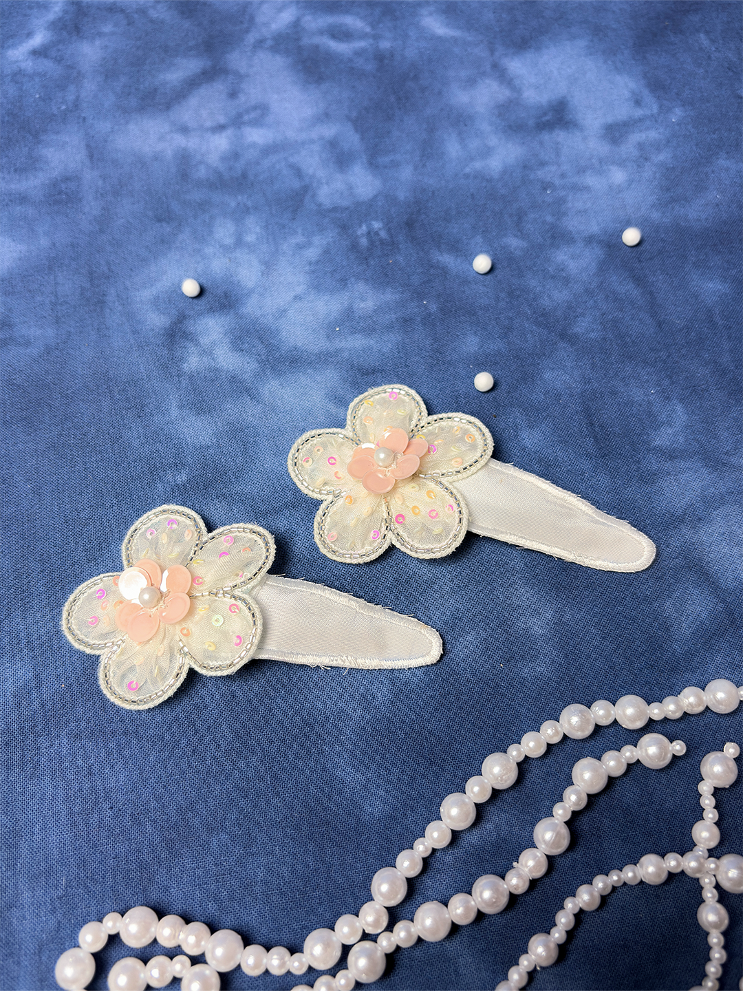 Gulabi Noor Phool Tik-Tak Hair Clips