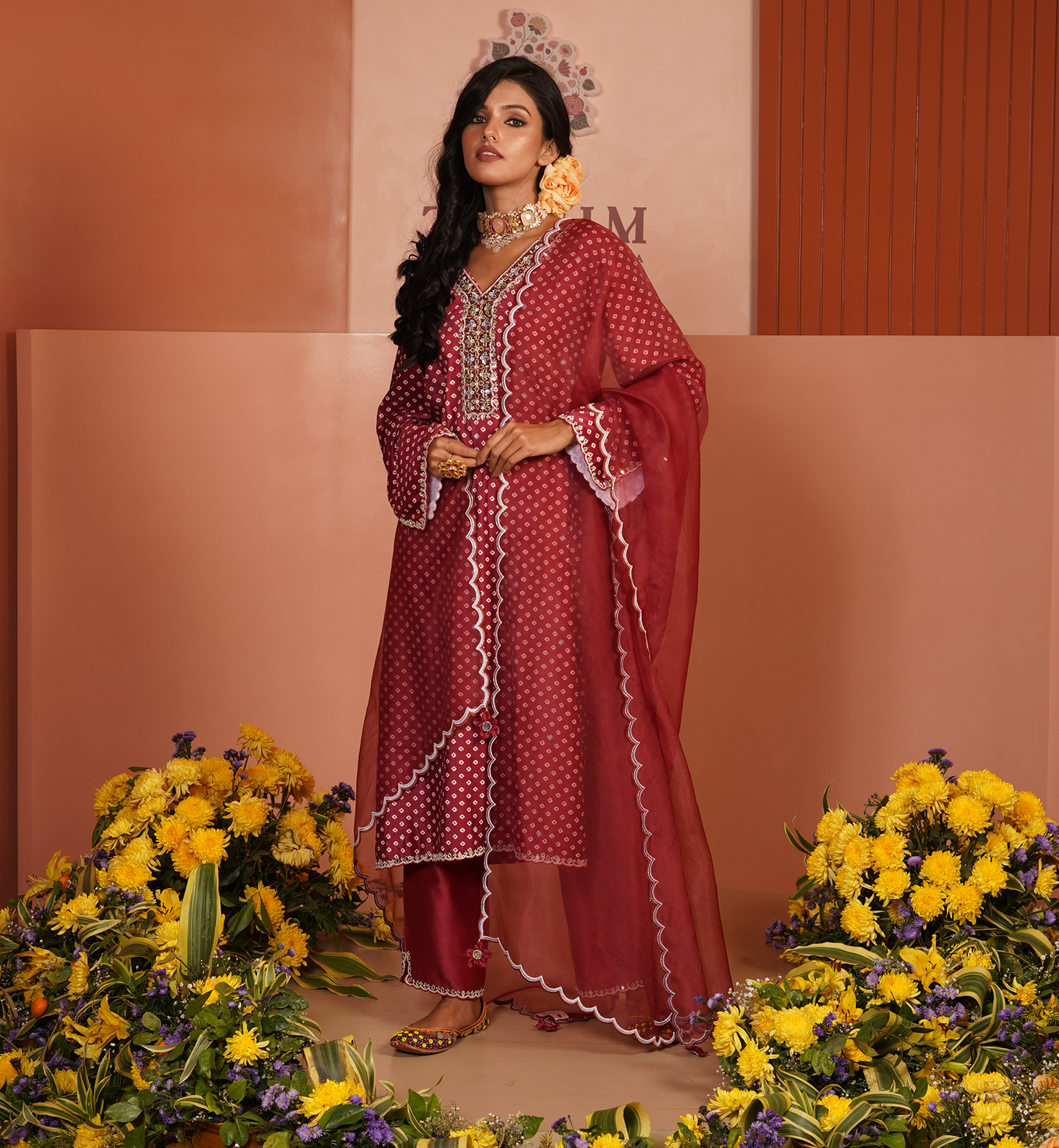 BEGUM SUIT SET