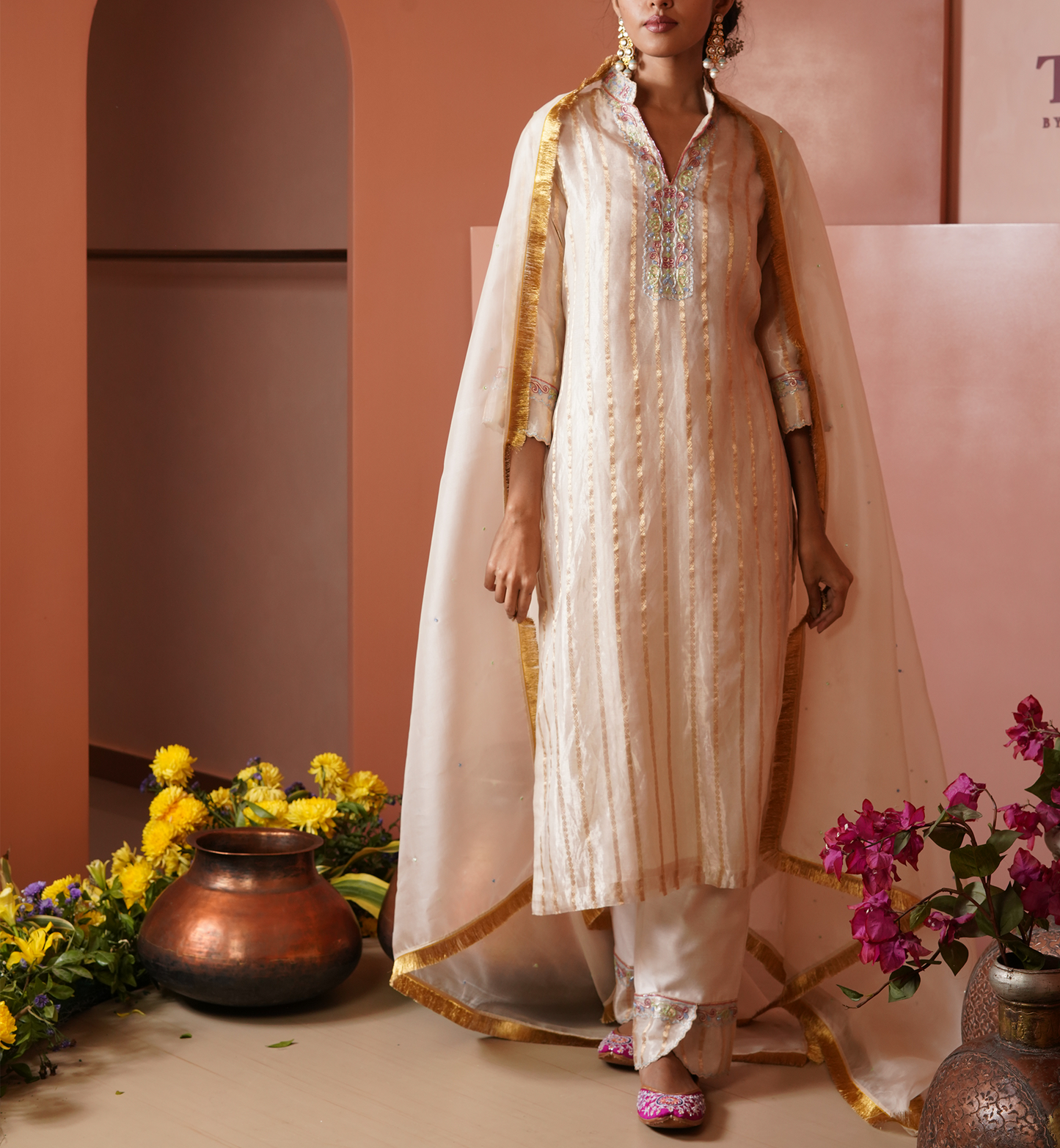 GOLDEN SITAR SUIT