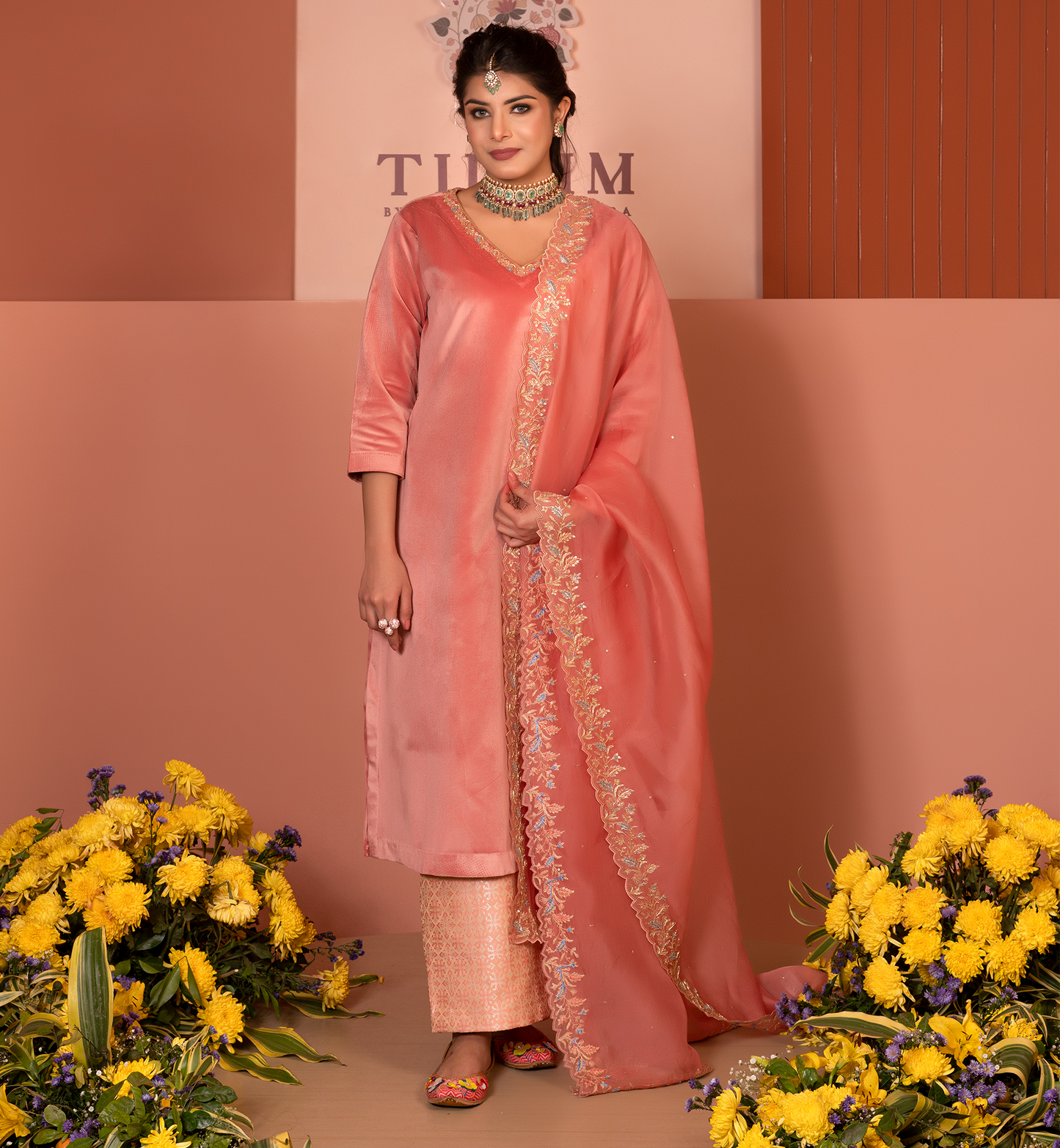 MUMAL SUIT SET