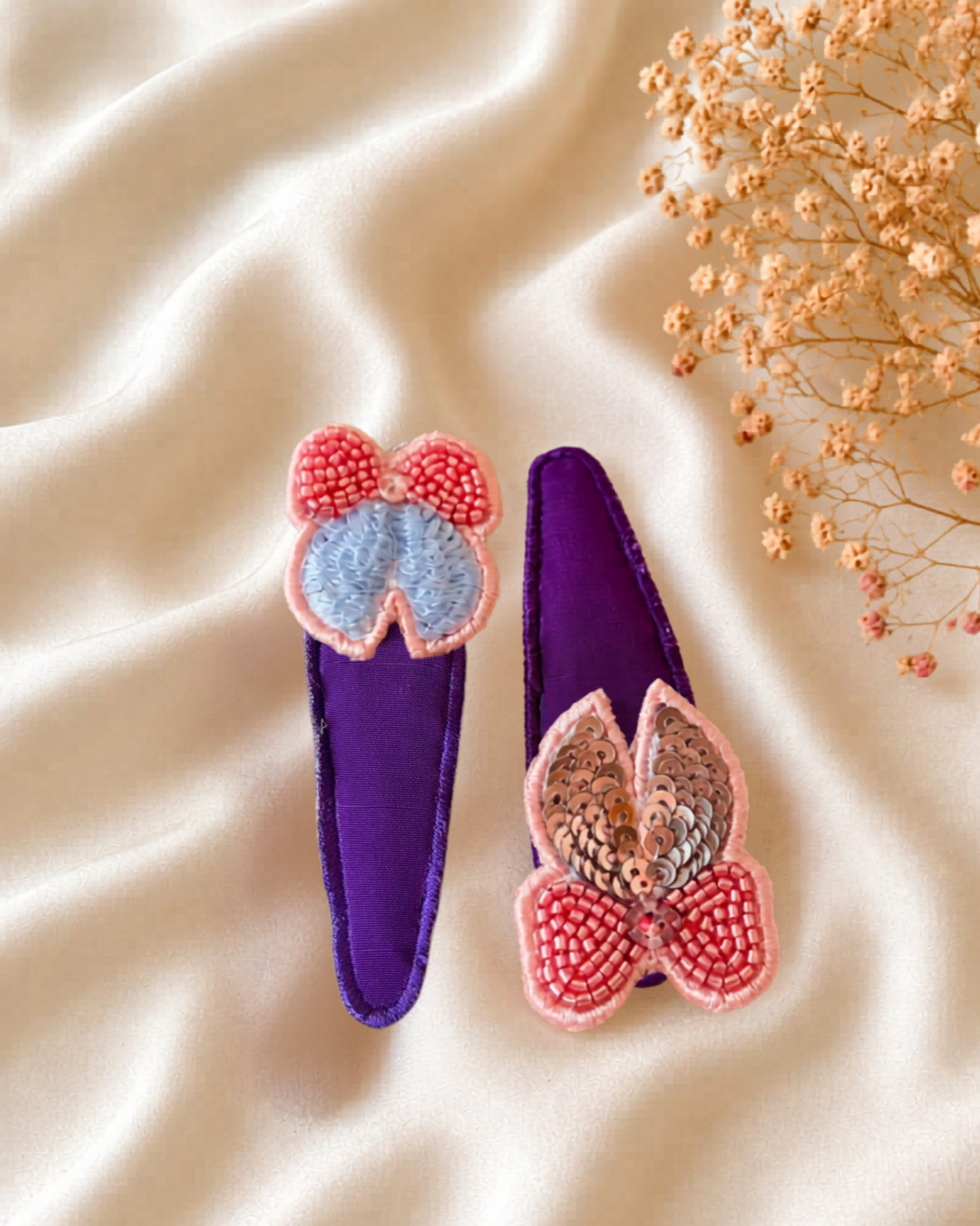 twin bow Clips