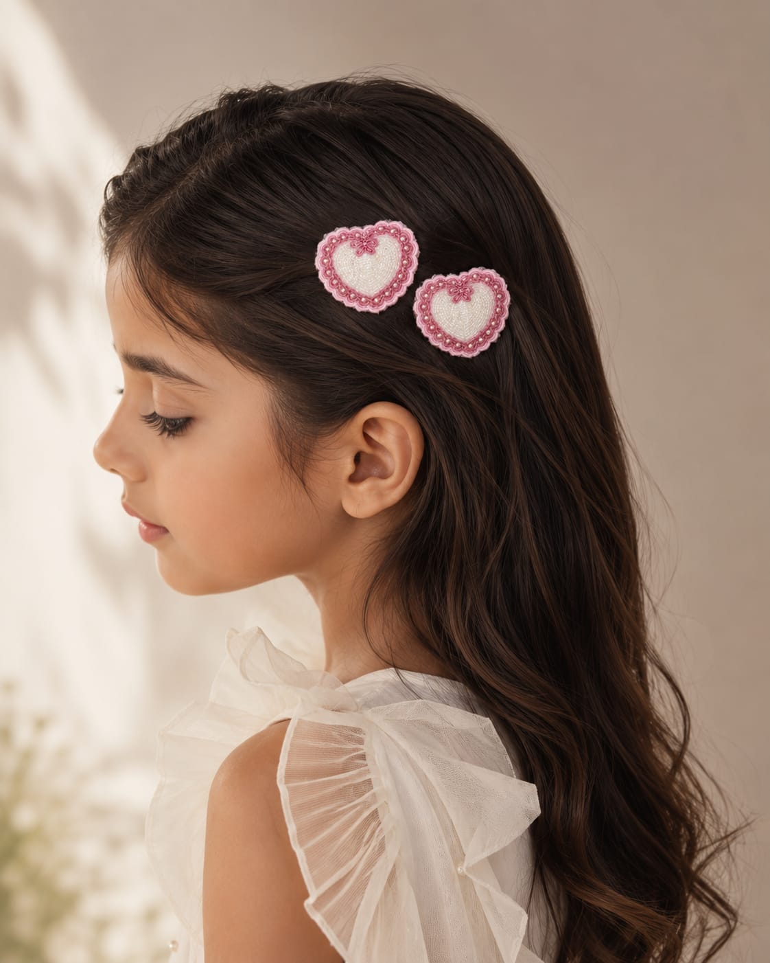 Blush heart clip