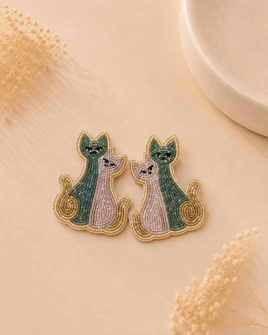 Twin Cat Love Clip